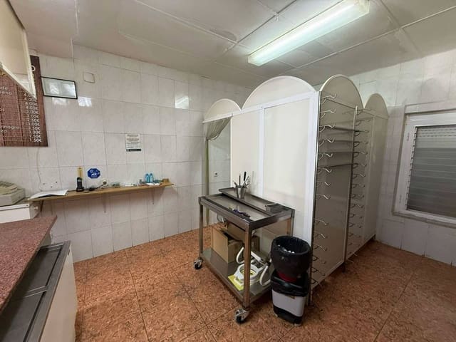 2 soveværelse Virksomhed til salg i Almoradí - € 95.000 (Ref: 9444742)