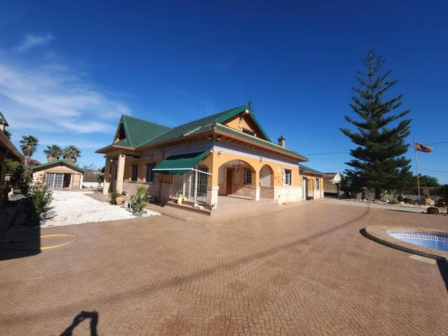 5 chambre Villa/Maison à vendre à Catral avec piscine garage - 620 000 € (Ref: 9444745)