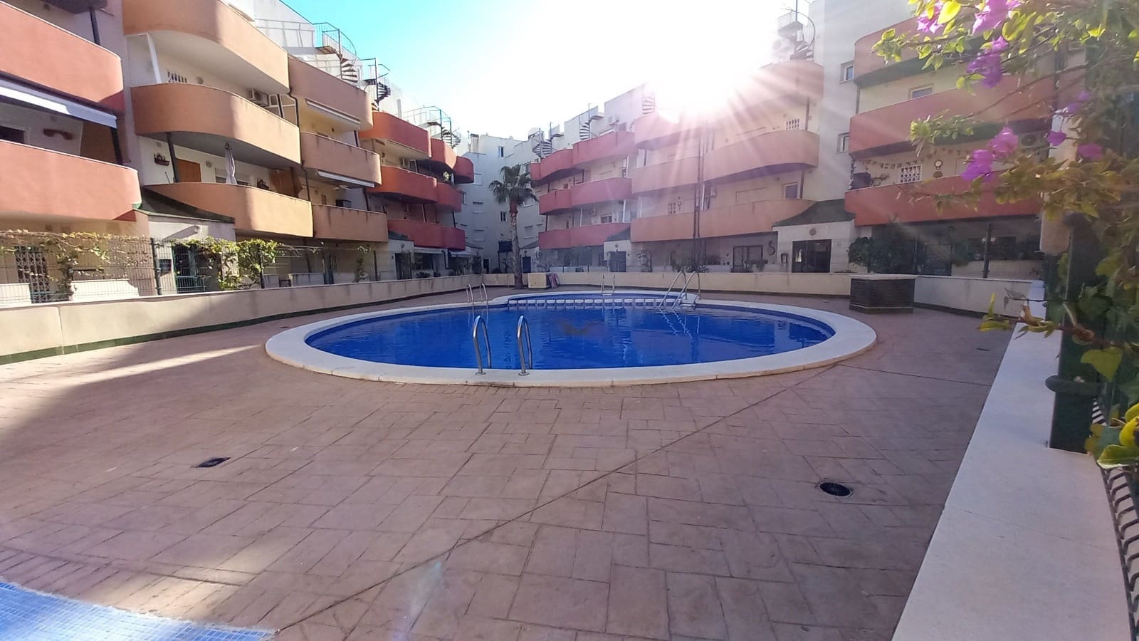 2 slaapkamer Appartement te koop in Almoradi met zwembad - € 95.000 (Ref: 9516021)