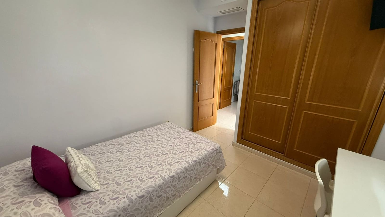 4 bedroom Townhouse for sale in Almoradi with garage - € 210,000 (Ref: 9562550)