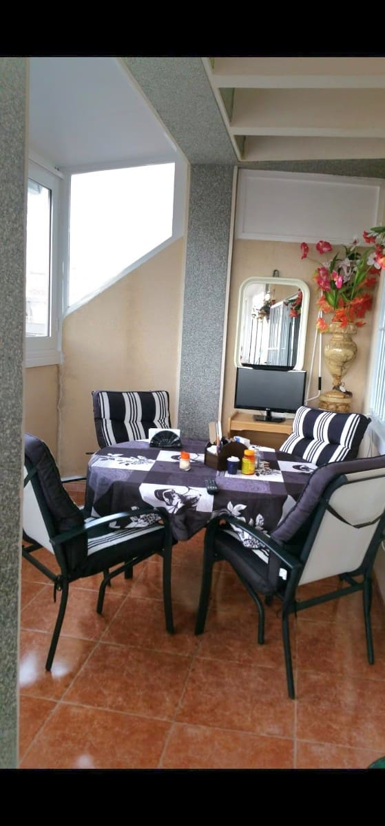 3 makuuhuone Kattohuoneisto myytävänä paikassa Torrevieja - 245 000 € (Ref: 9587916)