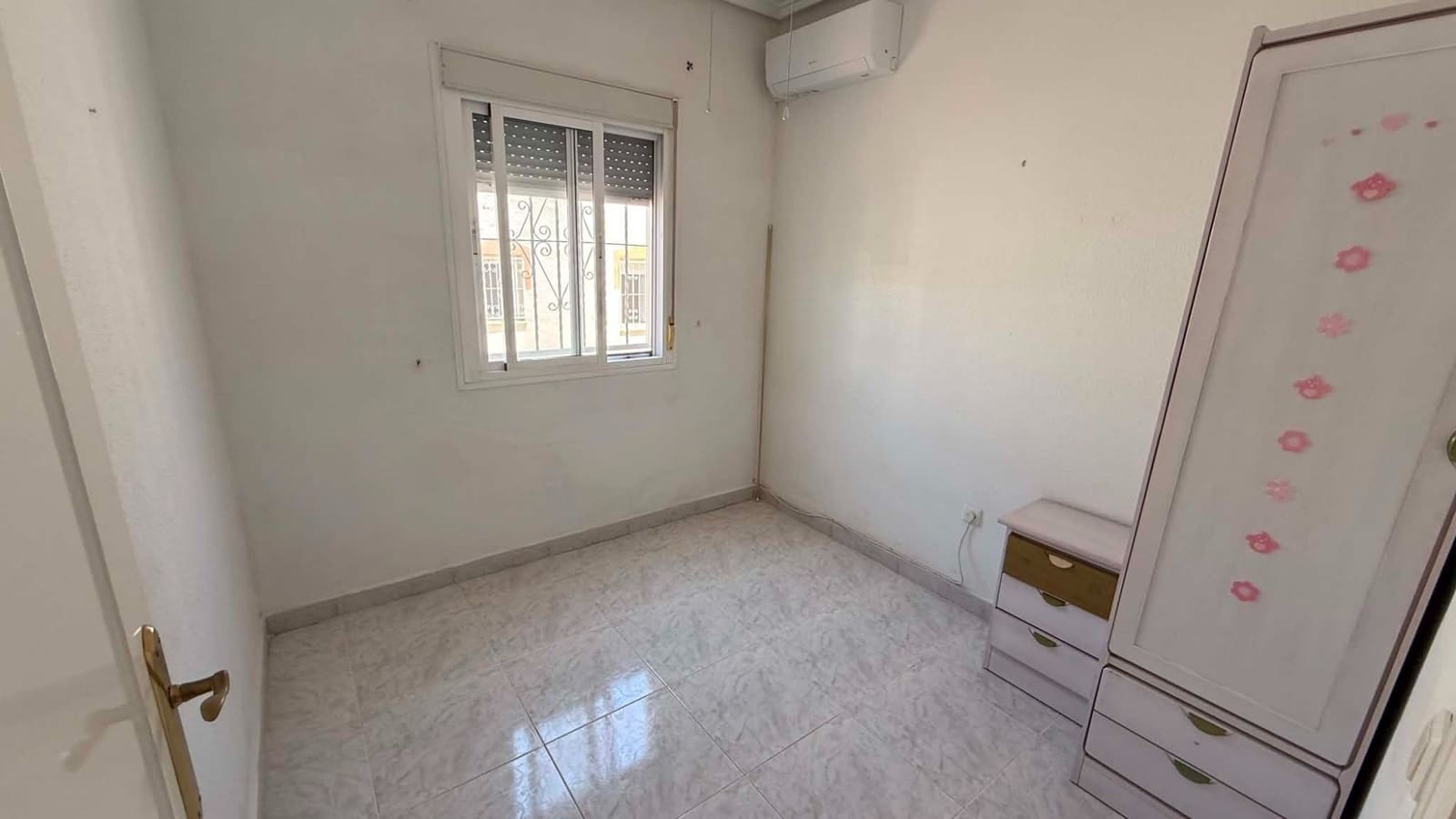 3 chambre Villa/Maison Semi-Mitoyenne à vendre à Ciudad Quesada avec piscine - 245 000 € (Ref: 9684239)