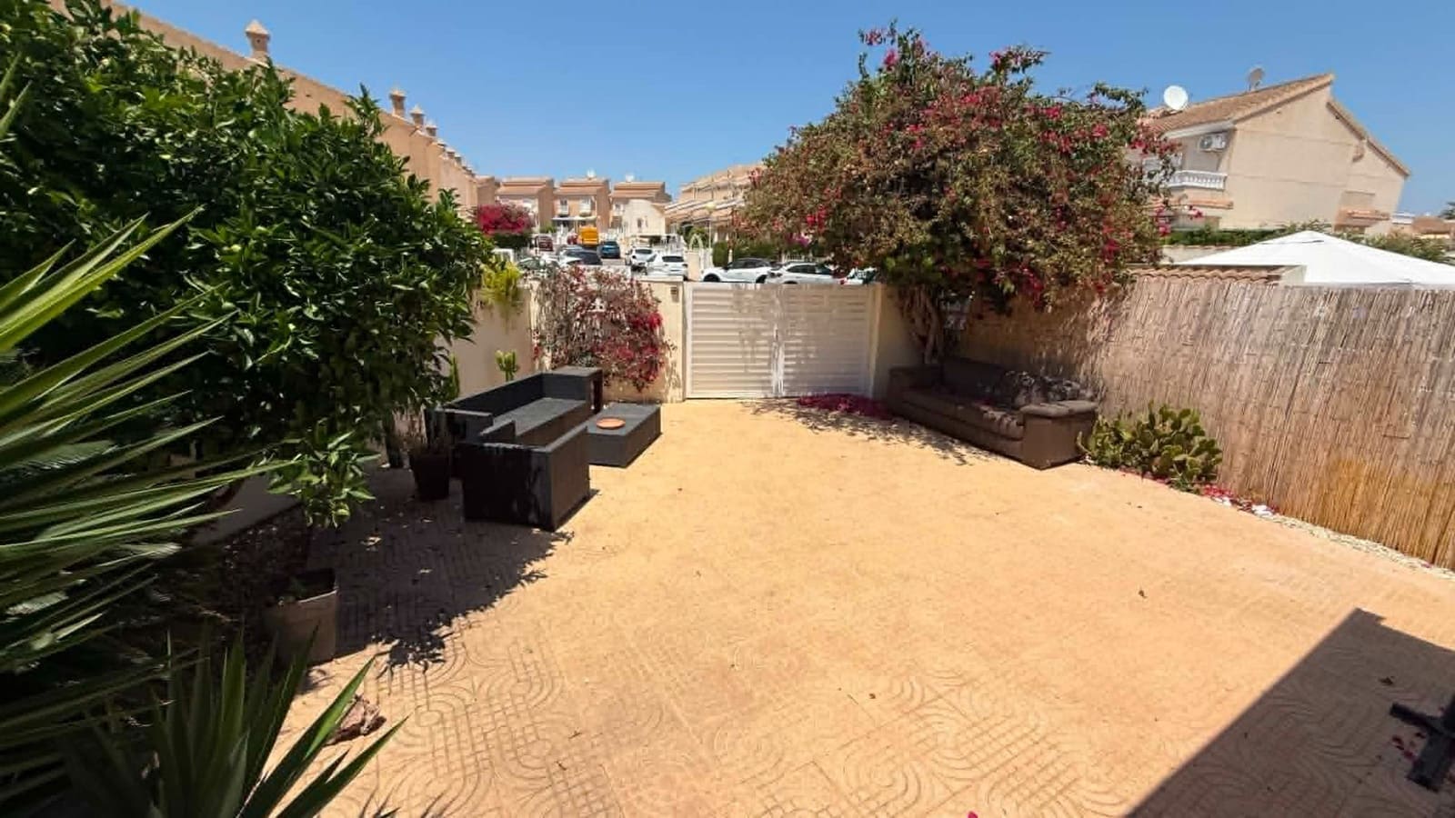 3 chambre Villa/Maison Semi-Mitoyenne à vendre à Ciudad Quesada avec piscine - 245 000 € (Ref: 9684239)
