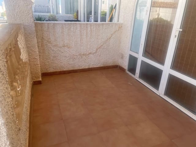 2 slaapkamer Halfvrijstaande villa te koop in Cabo Cervera, Torrevieja met garage - € 147.000 (Ref: 9687486)