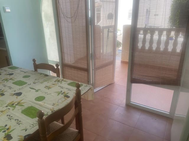 2 slaapkamer Halfvrijstaande villa te koop in Cabo Cervera, Torrevieja met garage - € 147.000 (Ref: 9687486)