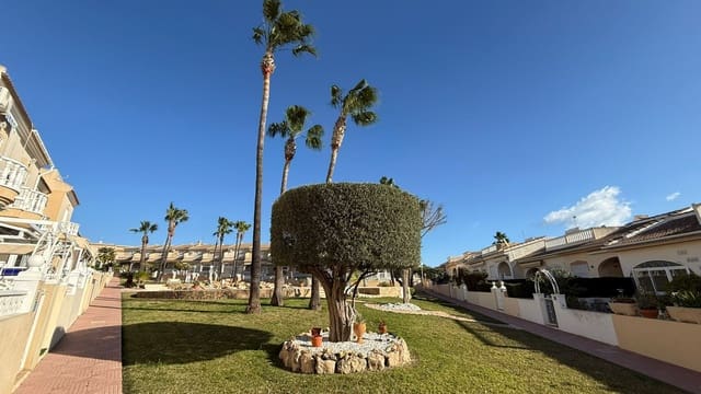 Pareado de 3 habitaciones en Ciudad Quesada, Rojales en venta con piscina - 245.000 € (Ref: 9691623)