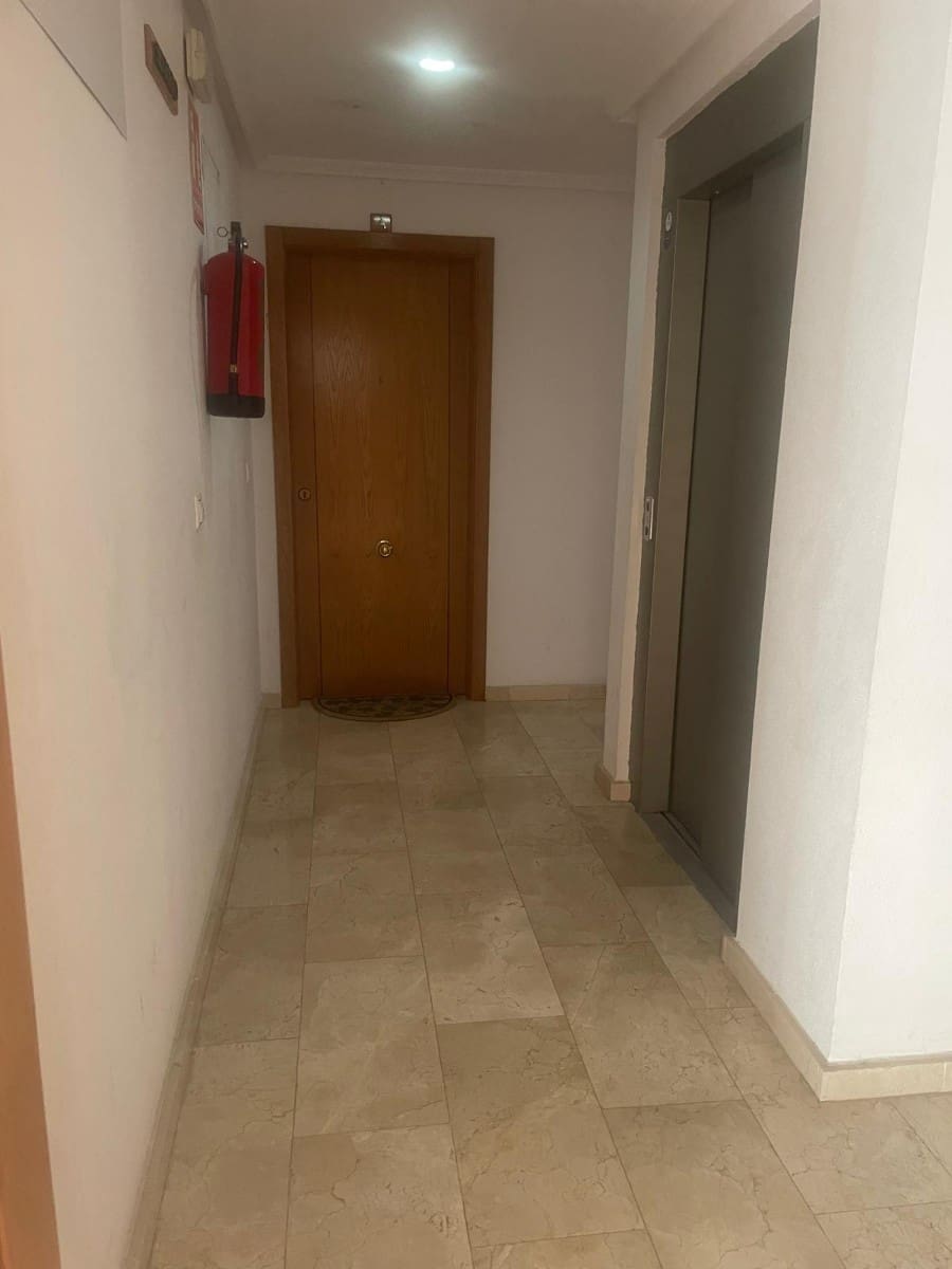 2 quarto Apartamento para venda em Torrevieja - 187 000 € (Ref: 9748359)