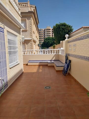 2 soverom Leilighet til salgs i La Mata, Torrevieja med garasje - € 250 000 (Ref: 9793431)