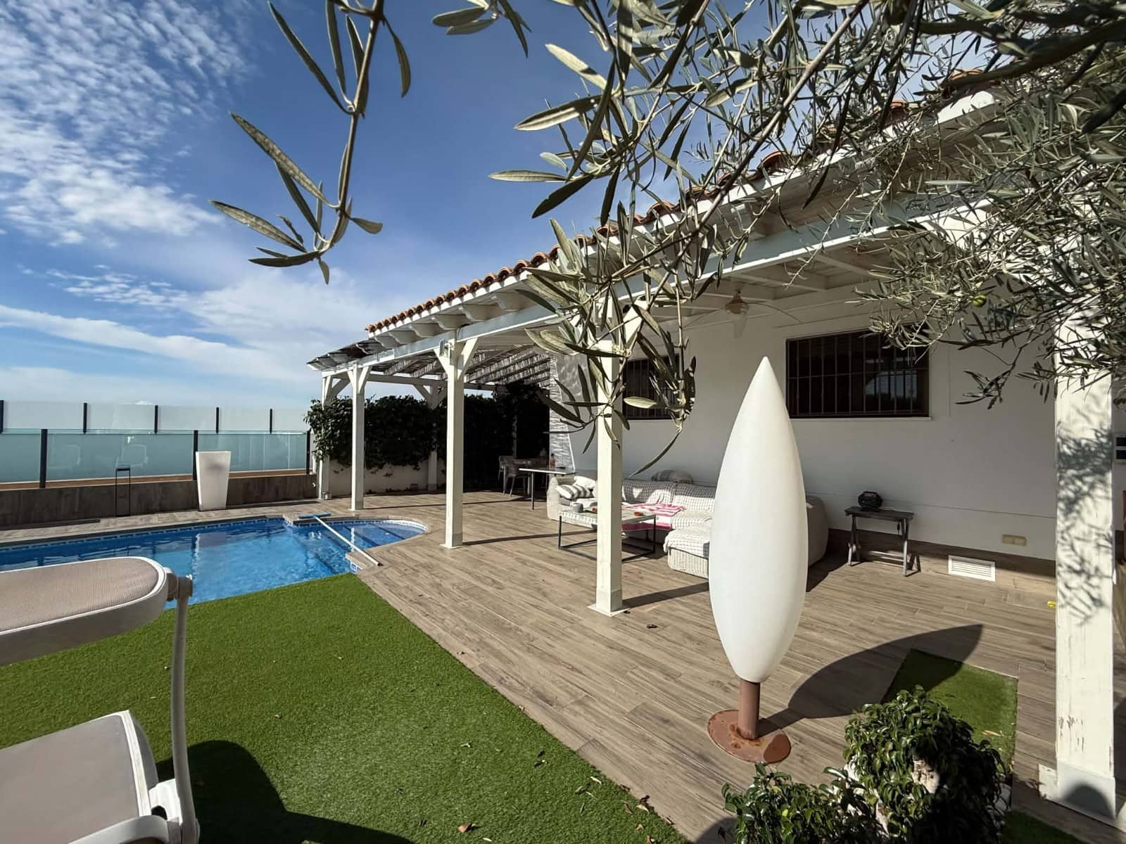 3 Zimmer Villa zu verkaufen in San Fulgencio mit Pool - 495.000 € (Ref: 9802792)