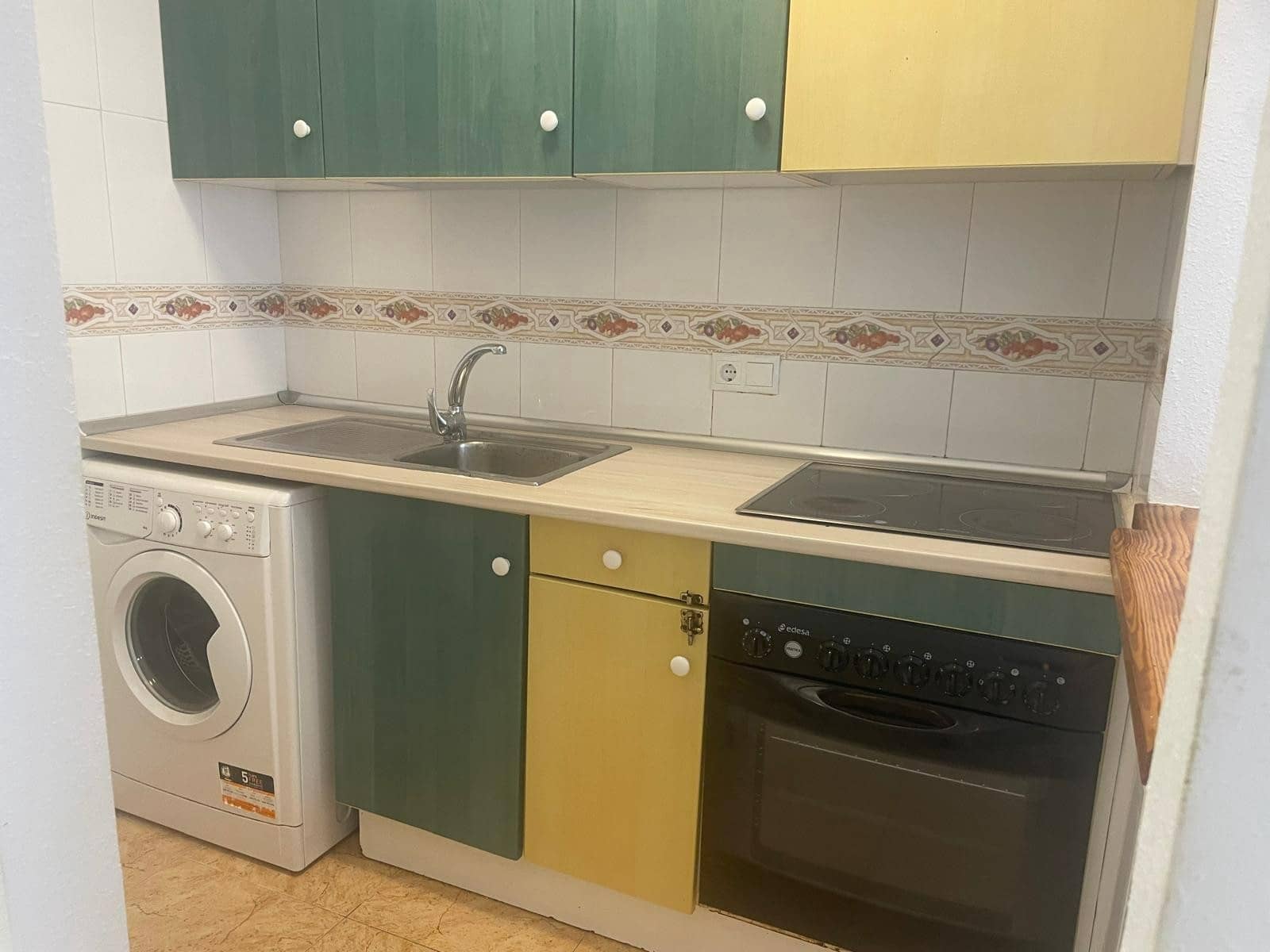 2 Zimmer Apartment zu verkaufen in Torrevieja mit Pool - 136.500 € (Ref: 9834224)
