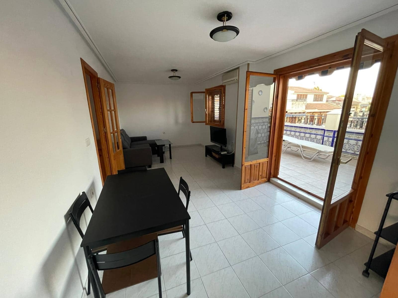2 chambre Appartement à vendre à Torrevieja avec piscine - 175 000 € (Ref: 9844374)