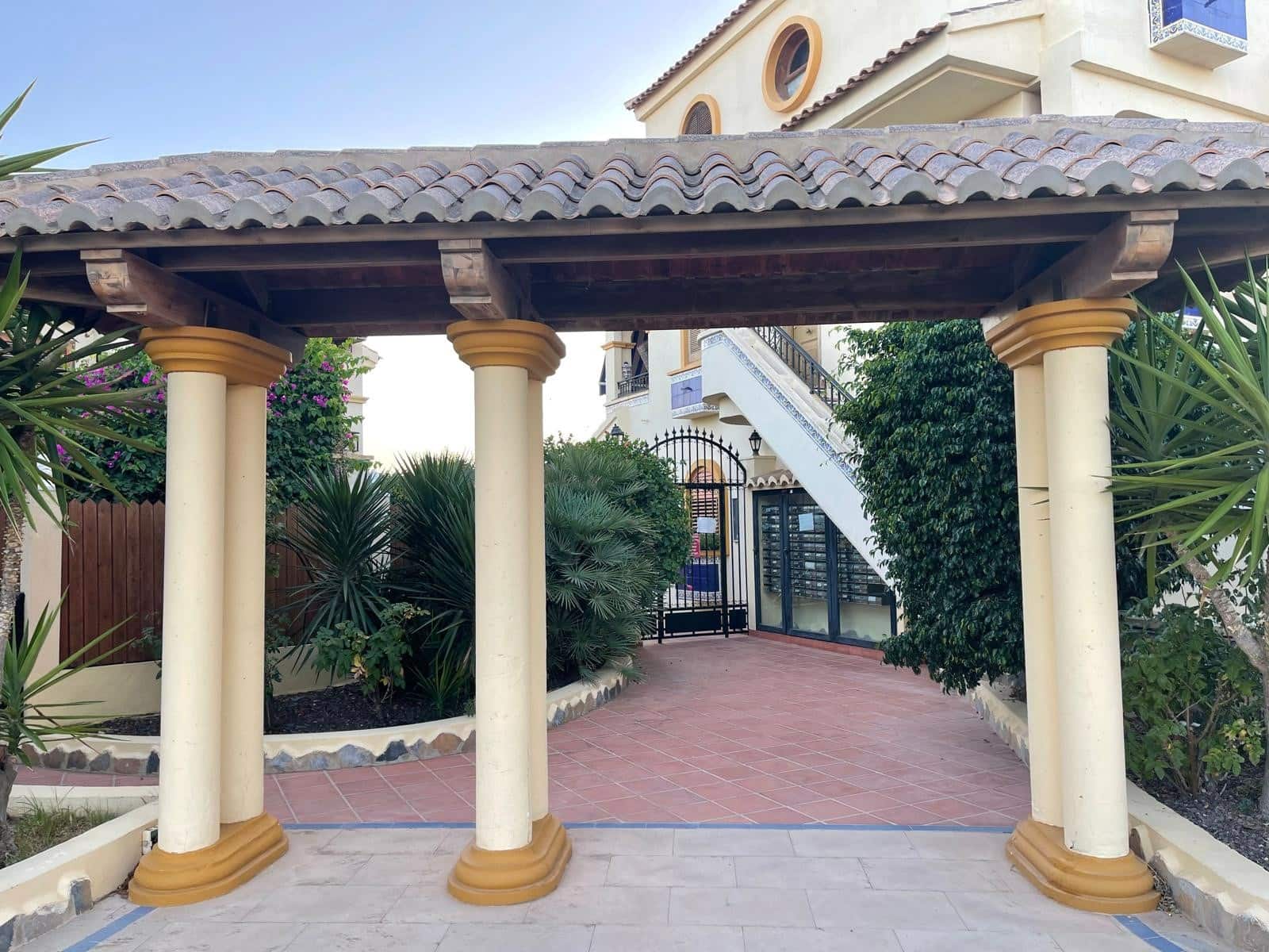 2 chambre Appartement à vendre à Torrevieja avec piscine - 175 000 € (Ref: 9844374)