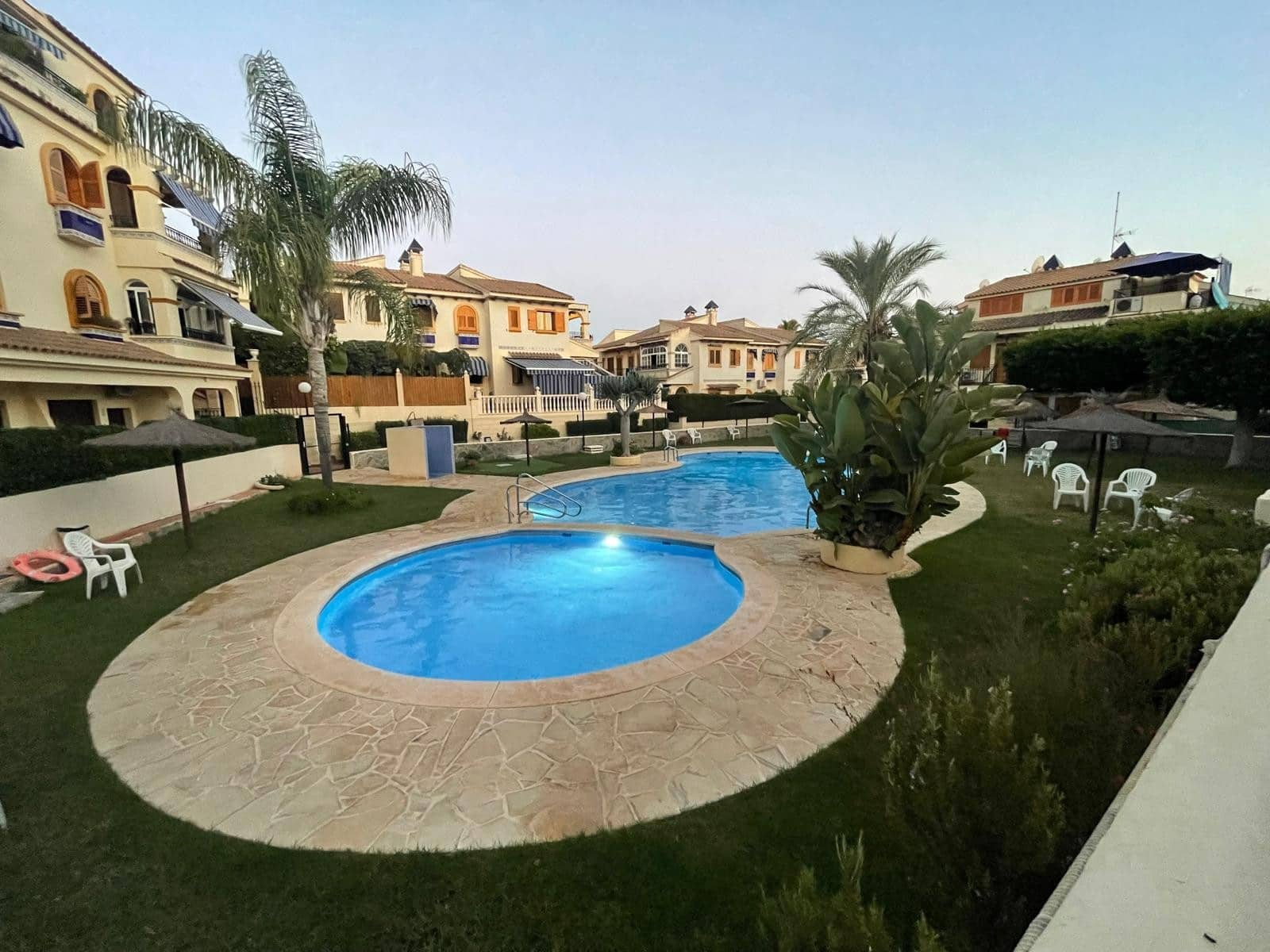 2 chambre Appartement à vendre à Torrevieja avec piscine - 175 000 € (Ref: 9844374)