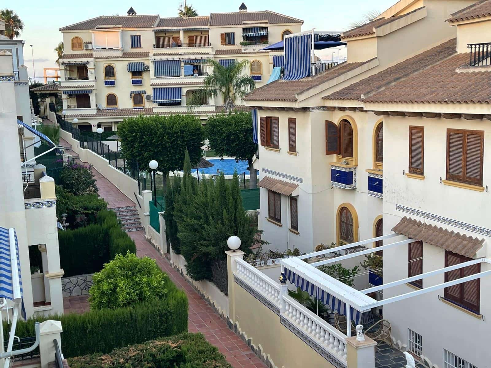 2 chambre Appartement à vendre à Torrevieja avec piscine - 175 000 € (Ref: 9844374)