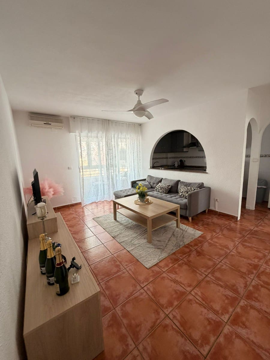 2 Zimmer Apartment zu verkaufen in Torrevieja - 168.000 € (Ref: 9867429)