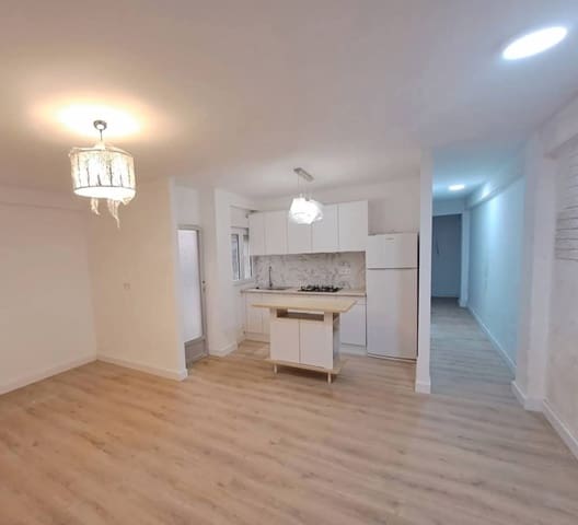 Apartamento de 3 habitaciones en Torrevieja en venta - 134.900 € (Ref: 9867430)