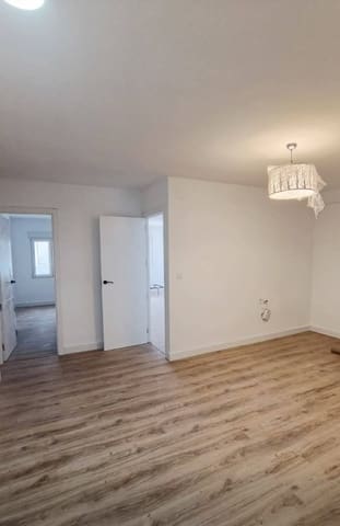 Apartamento de 3 habitaciones en Torrevieja en venta - 134.900 € (Ref: 9867430)