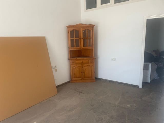 Gewerbe zu verkaufen in La Mata, Torrevieja - 165.000 € (Ref: 9890659)