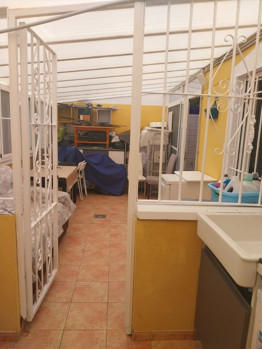 Pareado de 3 habitaciones en La Mata en venta con garaje - 264.000 € (Ref: 9893063)