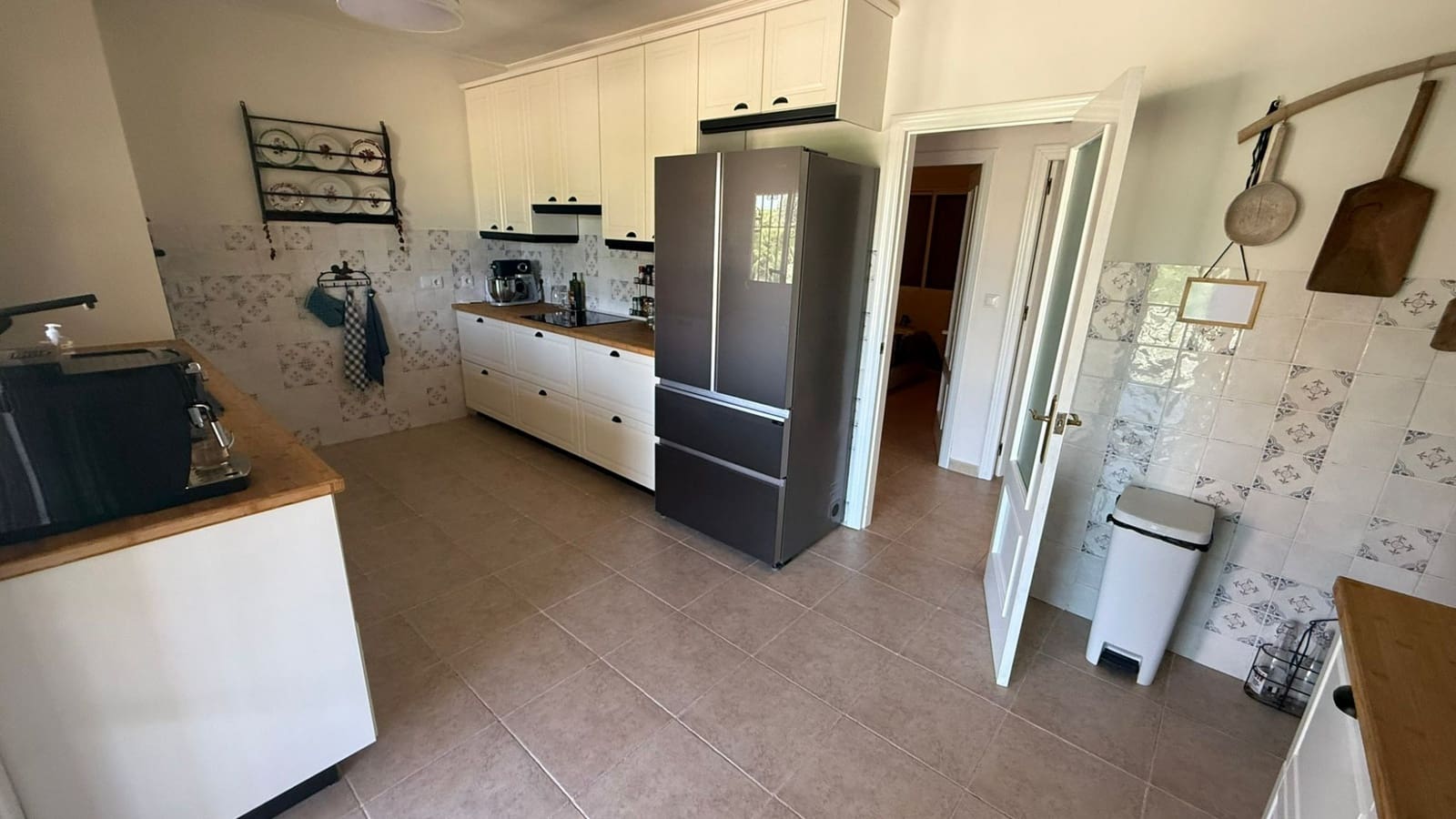 3 soveværelse Finca/Landehus til salg i Catral med swimmingpool garage - € 390.000 (Ref: 9946572)