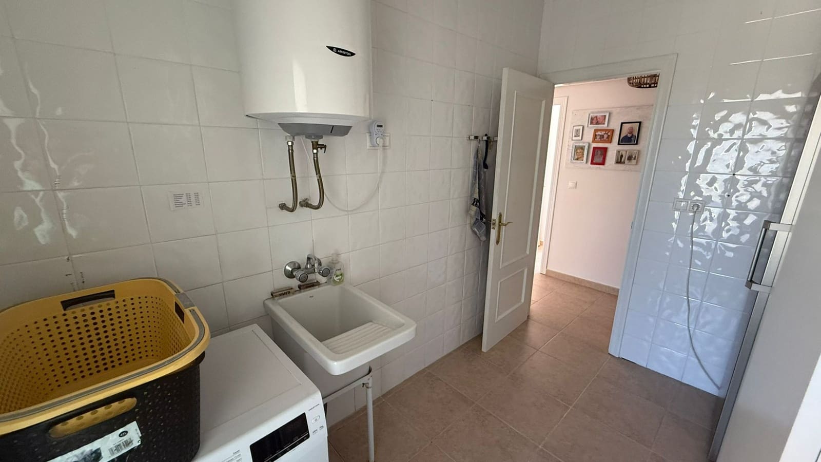 3 soveværelse Finca/Landehus til salg i Catral med swimmingpool garage - € 390.000 (Ref: 9946572)