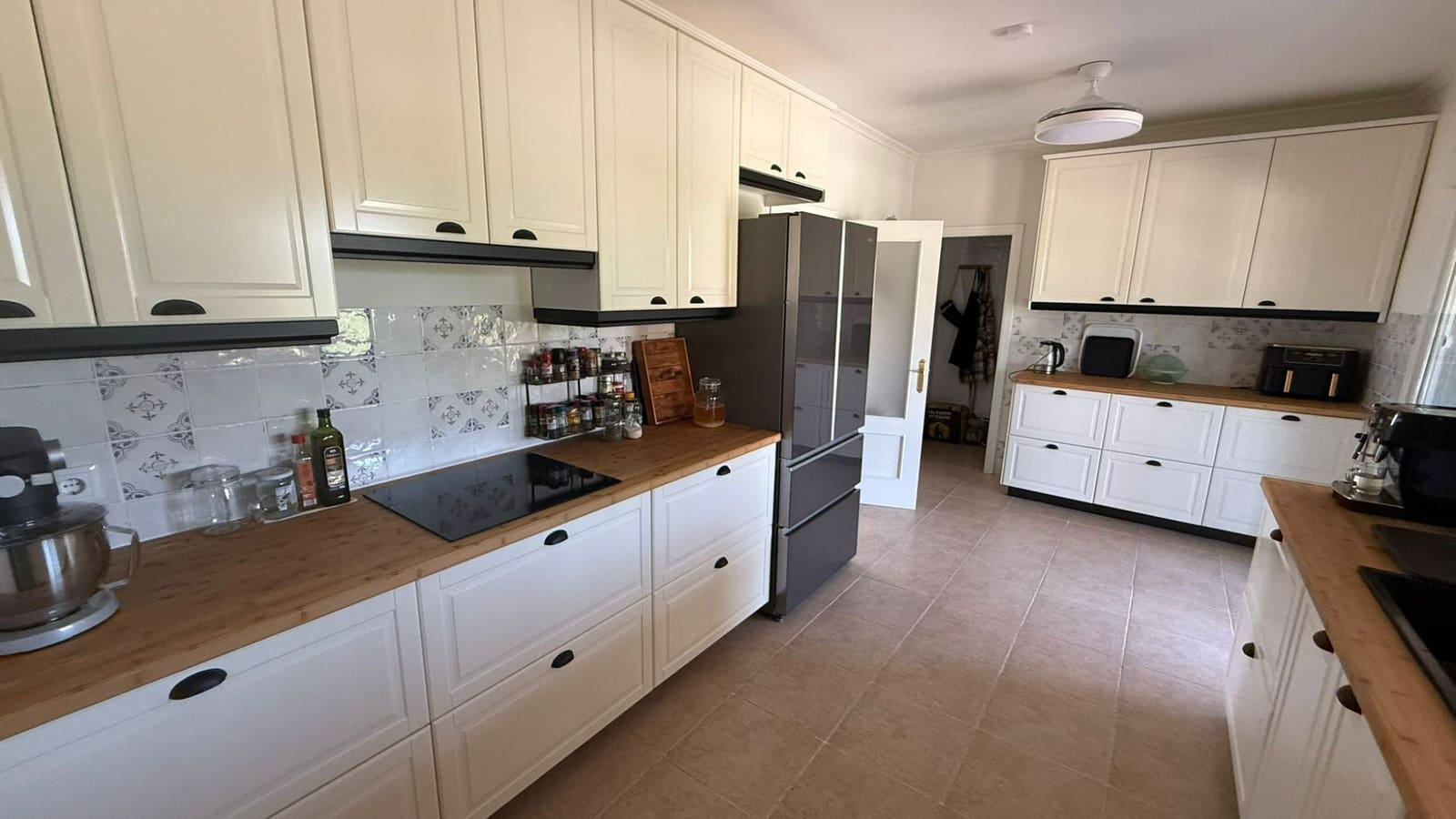 3 soveværelse Finca/Landehus til salg i Catral med swimmingpool garage - € 390.000 (Ref: 9946572)