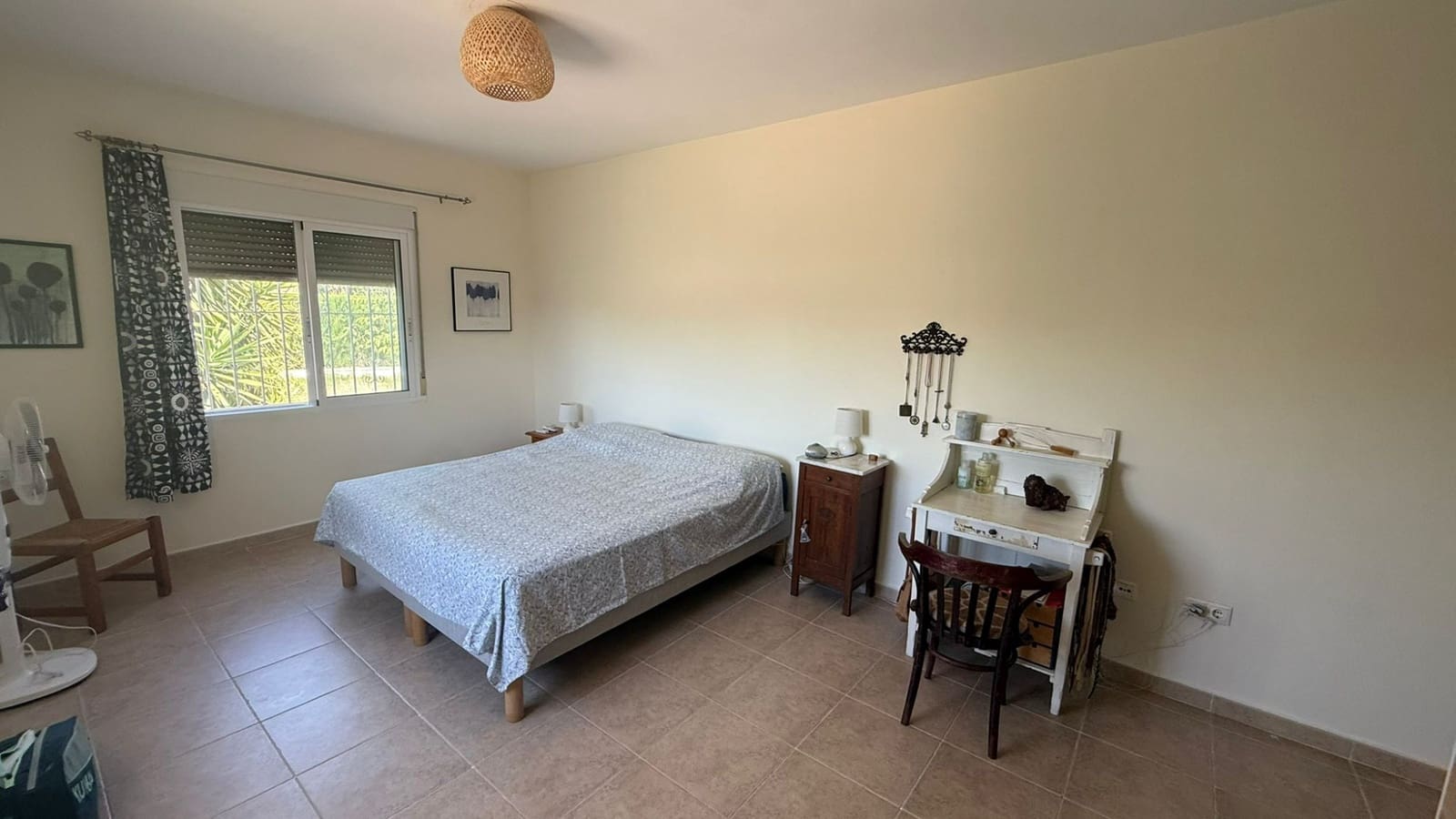 3 soveværelse Finca/Landehus til salg i Catral med swimmingpool garage - € 390.000 (Ref: 9946572)