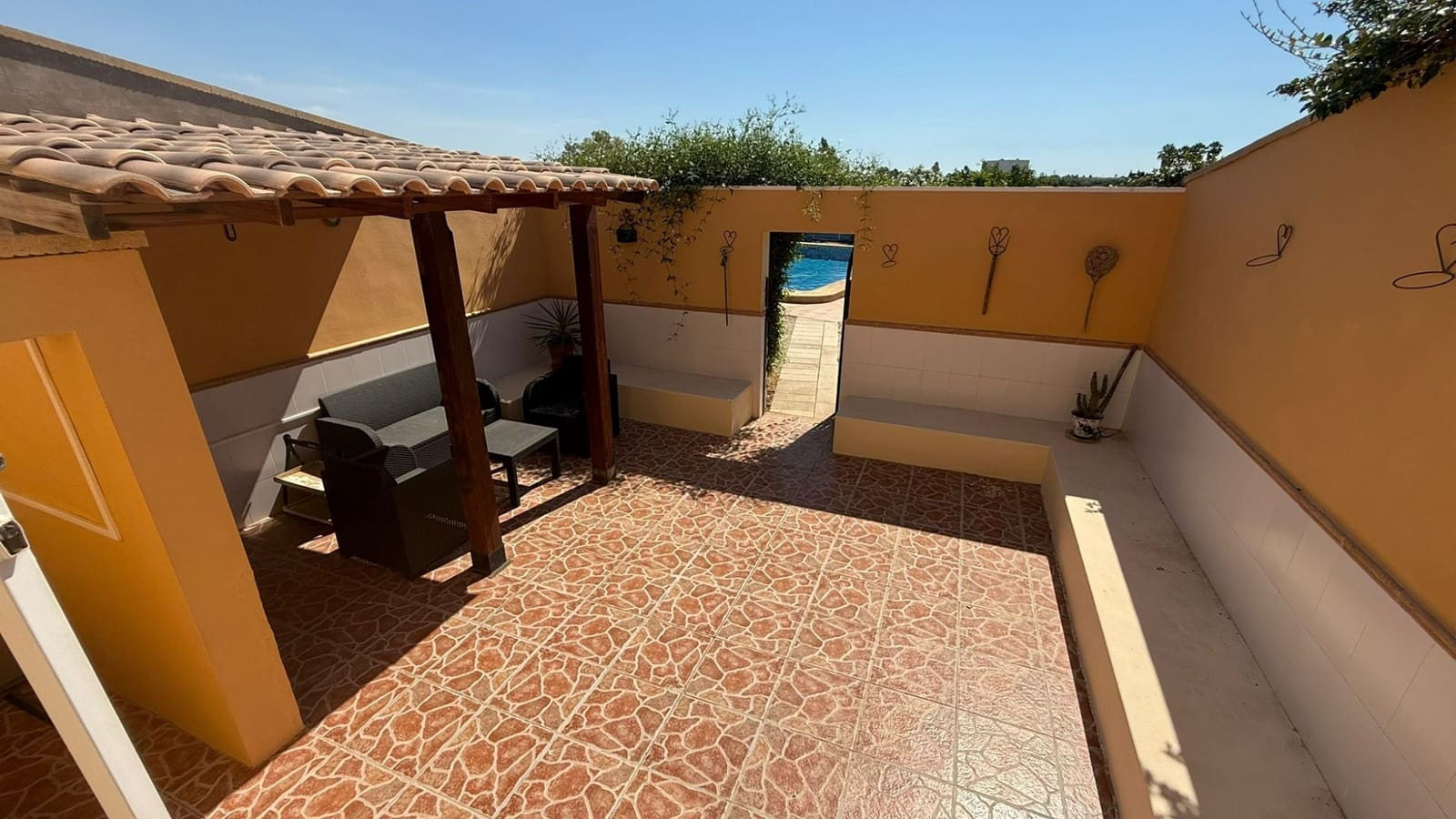 3 soveværelse Finca/Landehus til salg i Catral med swimmingpool garage - € 390.000 (Ref: 9946572)