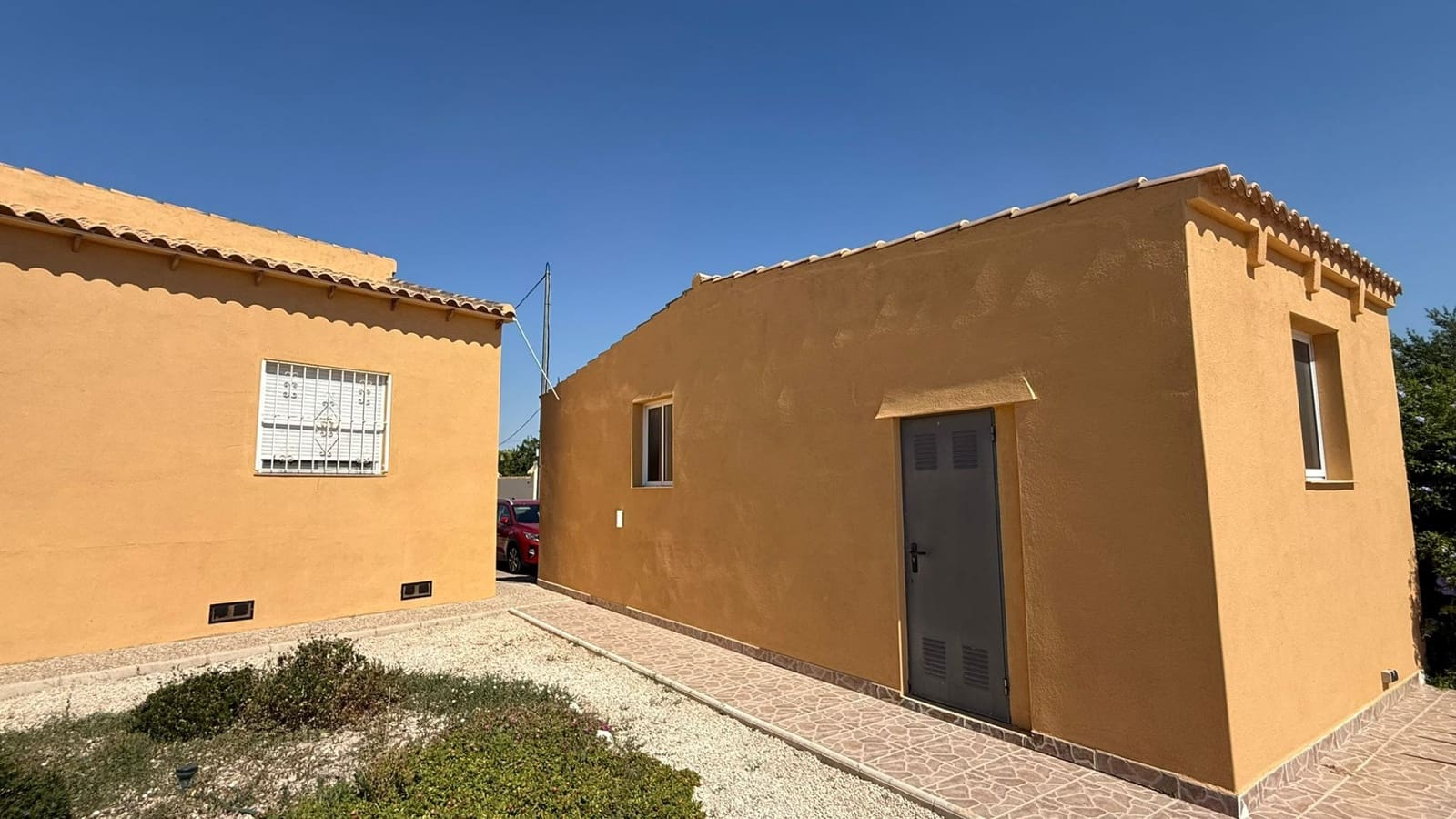 3 soveværelse Finca/Landehus til salg i Catral med swimmingpool garage - € 390.000 (Ref: 9946572)