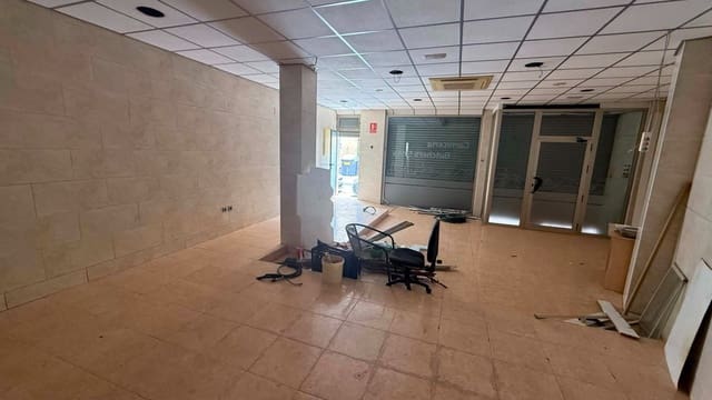 Commerciale in vendita in Almoradí - 110.000 € (Rif: 9965876)