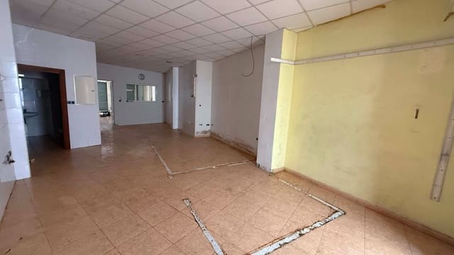 Commerciale in vendita in Almoradí - 110.000 € (Rif: 9965876)