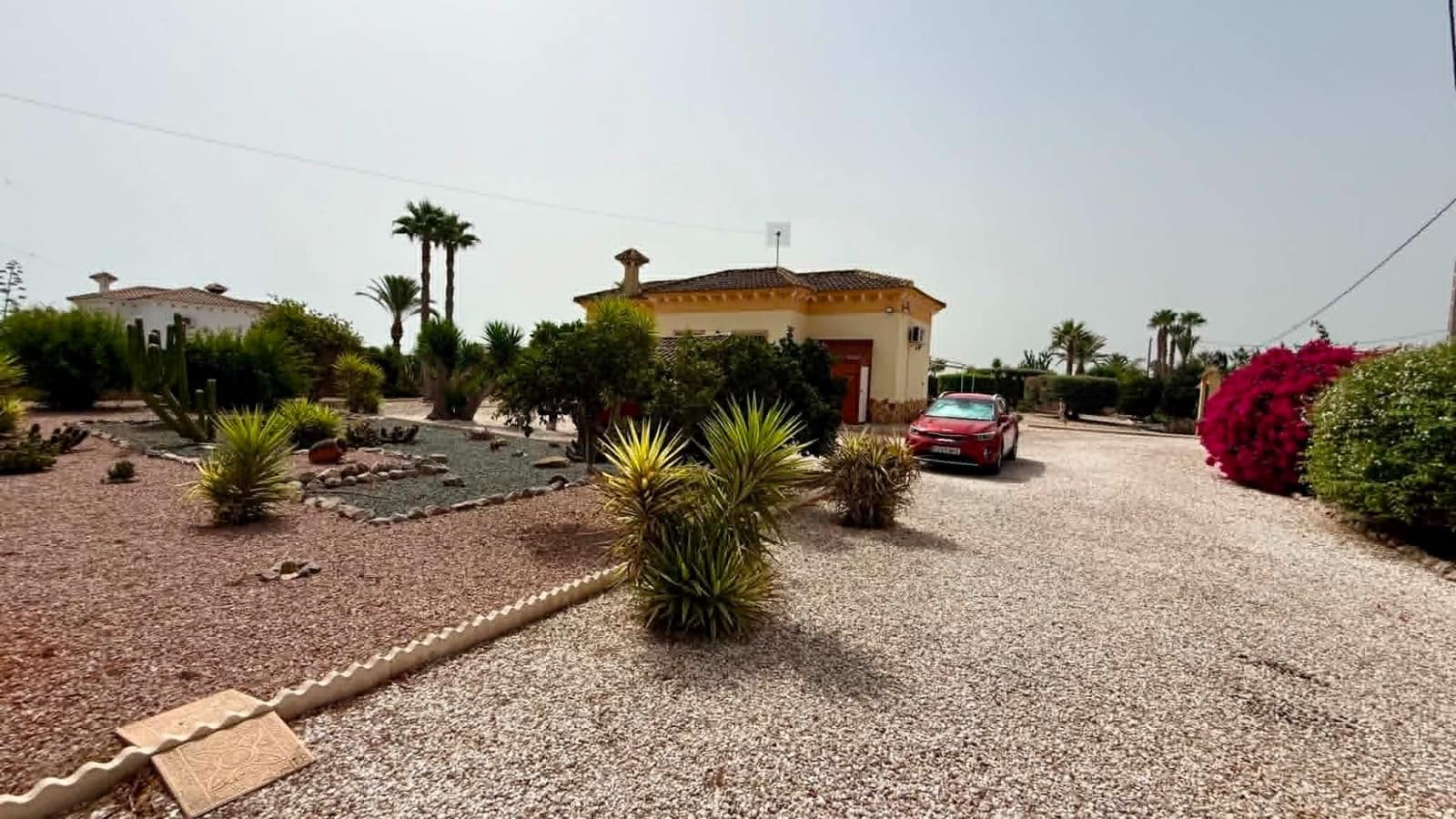 3 soveværelse Villa til salg i Catral med swimmingpool garage - € 389.000 (Ref: 9977712)
