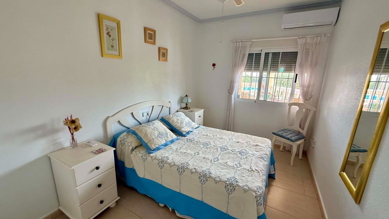 3 soveværelse Villa til salg i Catral med swimmingpool garage - € 389.000 (Ref: 9977712)
