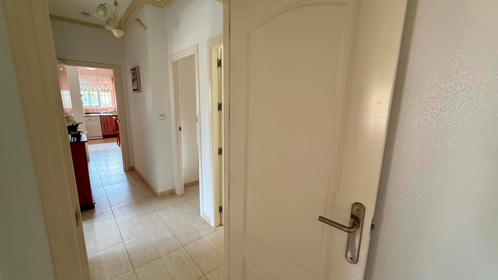 3 soveværelse Villa til salg i Catral med swimmingpool garage - € 389.000 (Ref: 9977712)