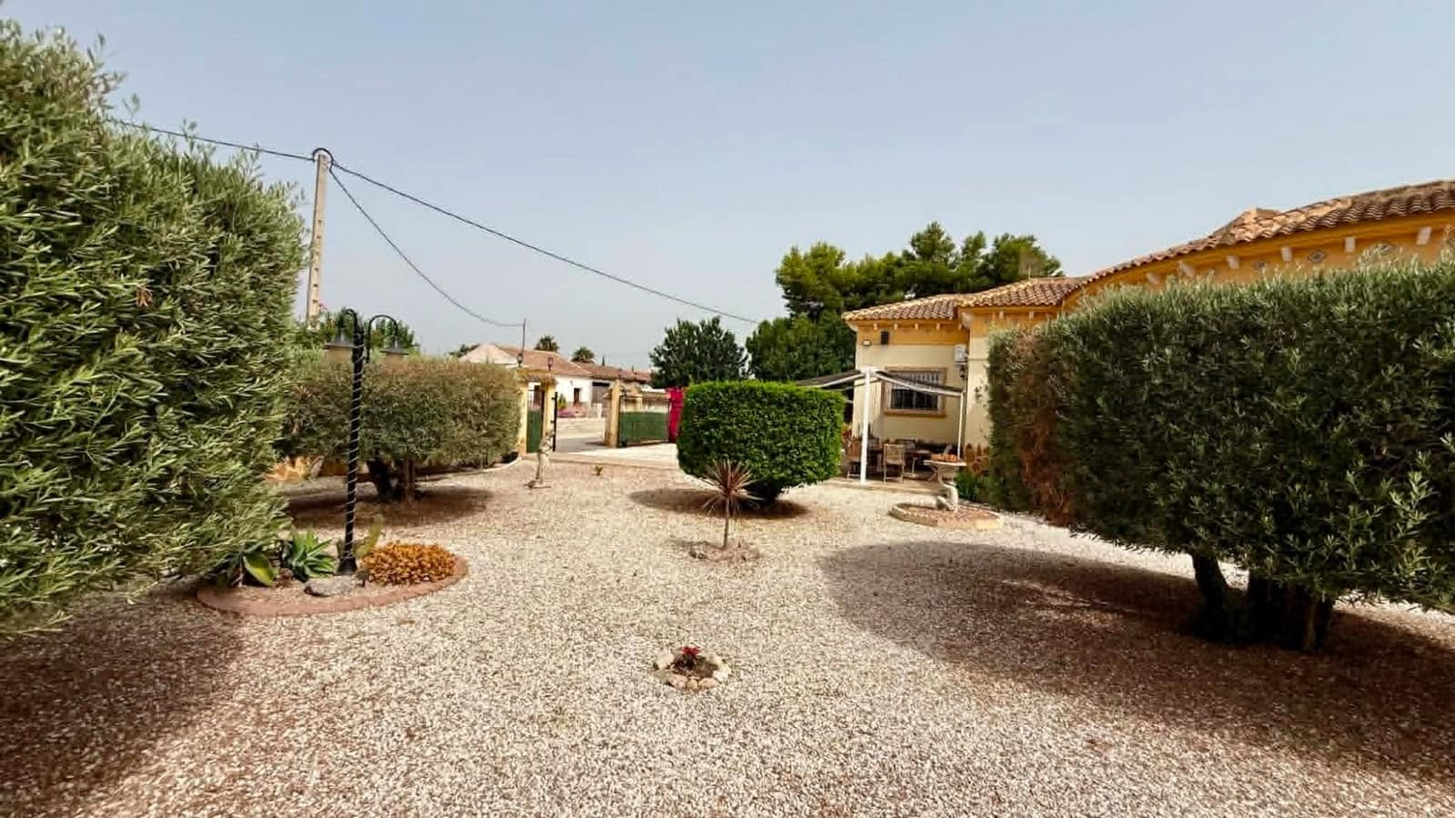 3 soveværelse Villa til salg i Catral med swimmingpool garage - € 389.000 (Ref: 9977712)