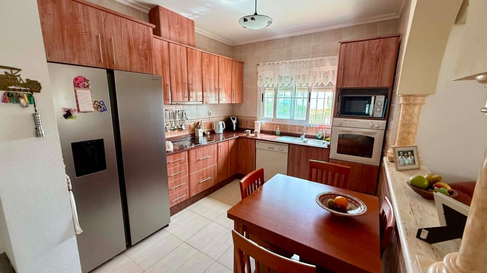 3 soveværelse Villa til salg i Catral med swimmingpool garage - € 389.000 (Ref: 9977712)
