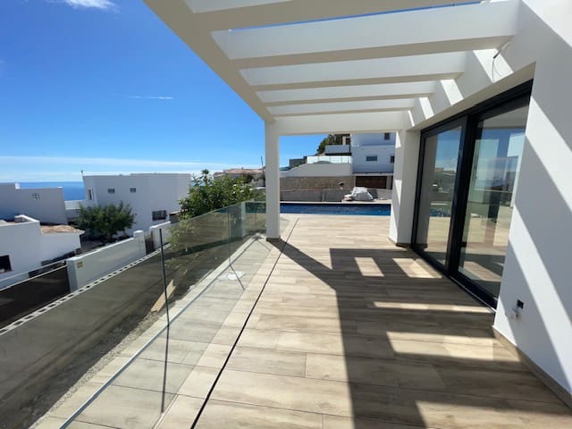 3 slaapkamer Villa te koop in Moraira met zwembad garage - € 2.250.000 (Ref: 4561213)