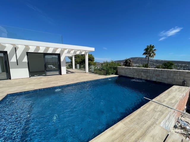 3 soveværelse Villa til salg i Moraira, Teulada-Moraira med swimmingpool garage - € 2.250.000 (Ref: 4561213)