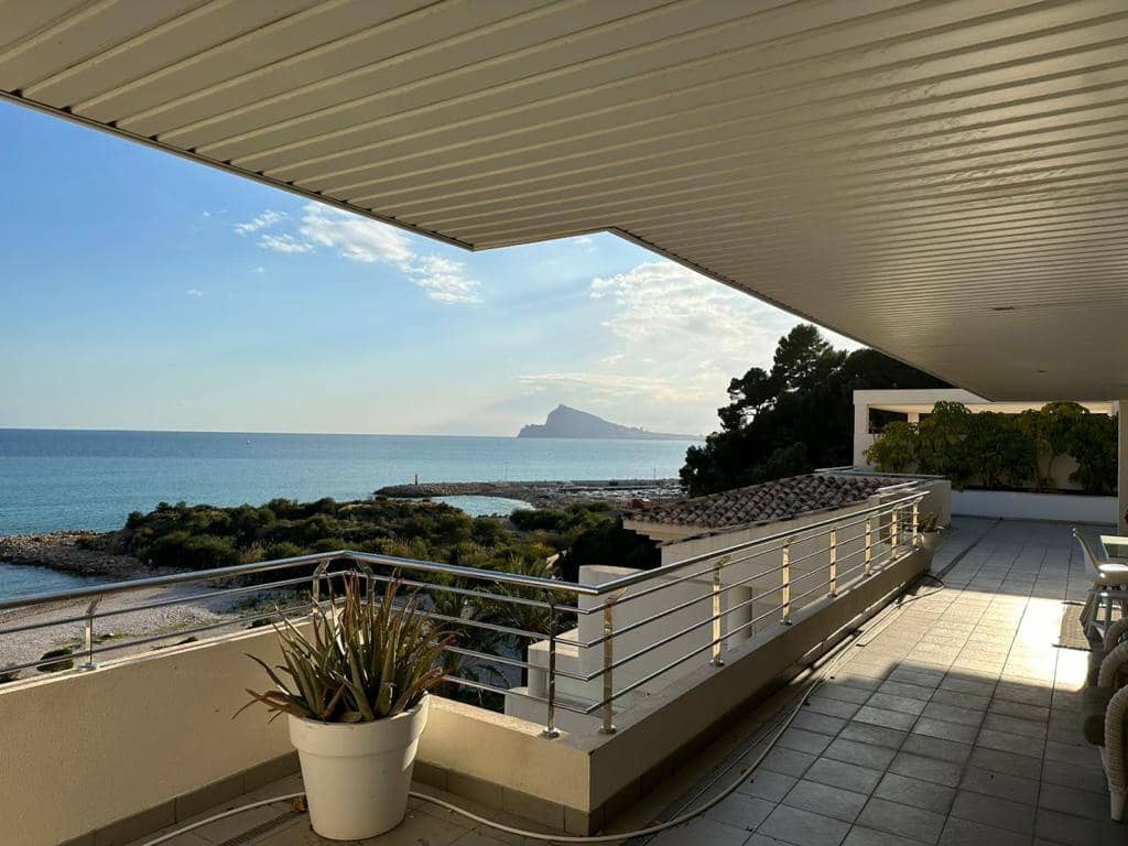 3 bedroom Apartment for sale in Altea - € 1,300,000 (Ref: 8567593)
