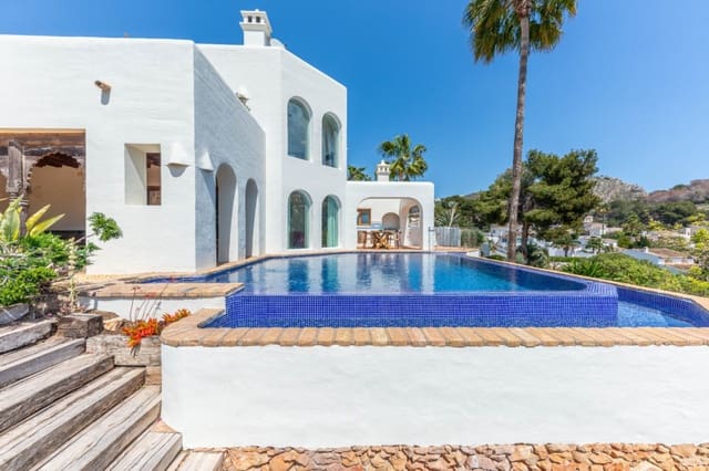 3 soveværelse Villa til salg i Moraira, Teulada-Moraira med swimmingpool garage - € 1.995.000 (Ref: 9861074)