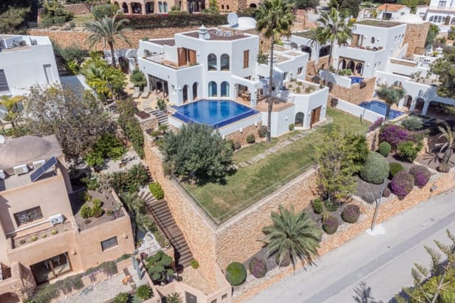 3 soveværelse Villa til salg i Moraira, Teulada-Moraira med swimmingpool garage - € 1.995.000 (Ref: 9861074)