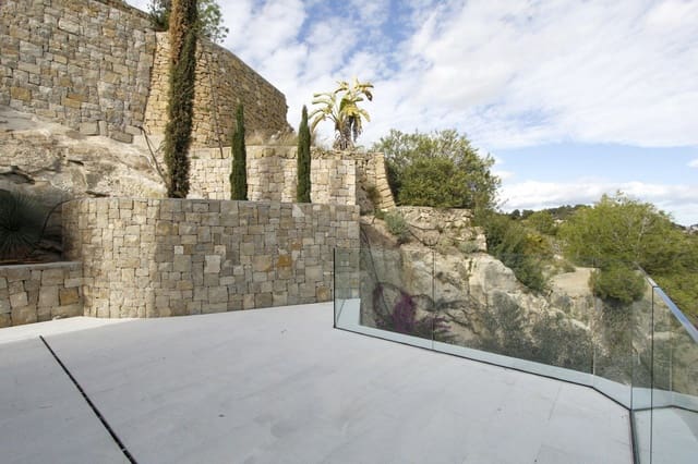 4 slaapkamer Villa te koop in Benissa met zwembad garage - € 3.900.000 (Ref: 9861078)