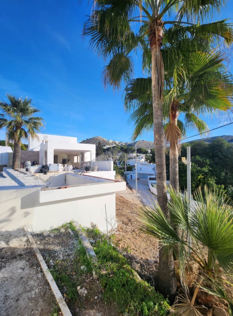 4 makuuhuone Huvila myytävänä paikassa Moraira mukana uima-altaan 
autotalli - 1 975 000 € (Ref: 9861080)