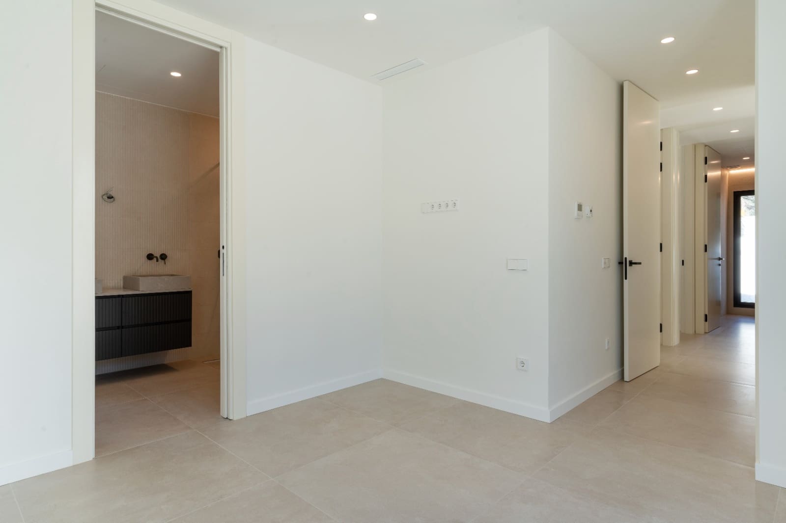 4 soverom Villa til salgs i Moraira med svømmebasseng garasje - € 2 200 000 (Ref: 9861082)