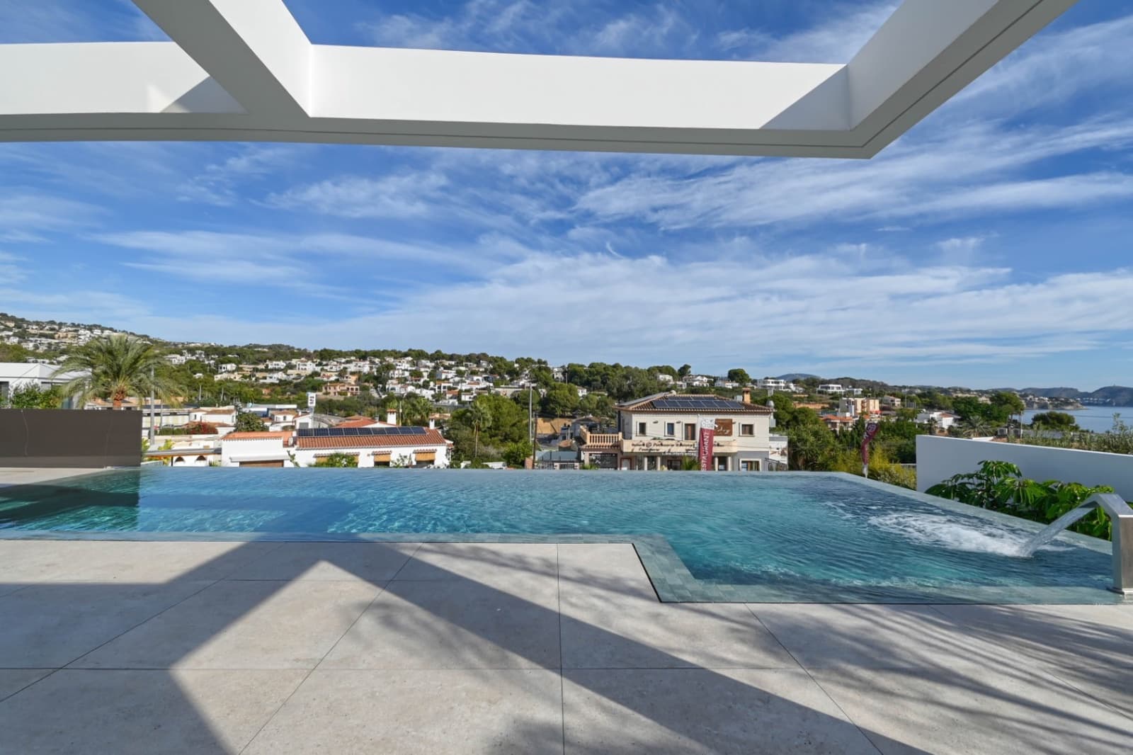 4 soverom Villa til salgs i Benissa med svømmebasseng garasje - € 3 195 000 (Ref: 9861084)