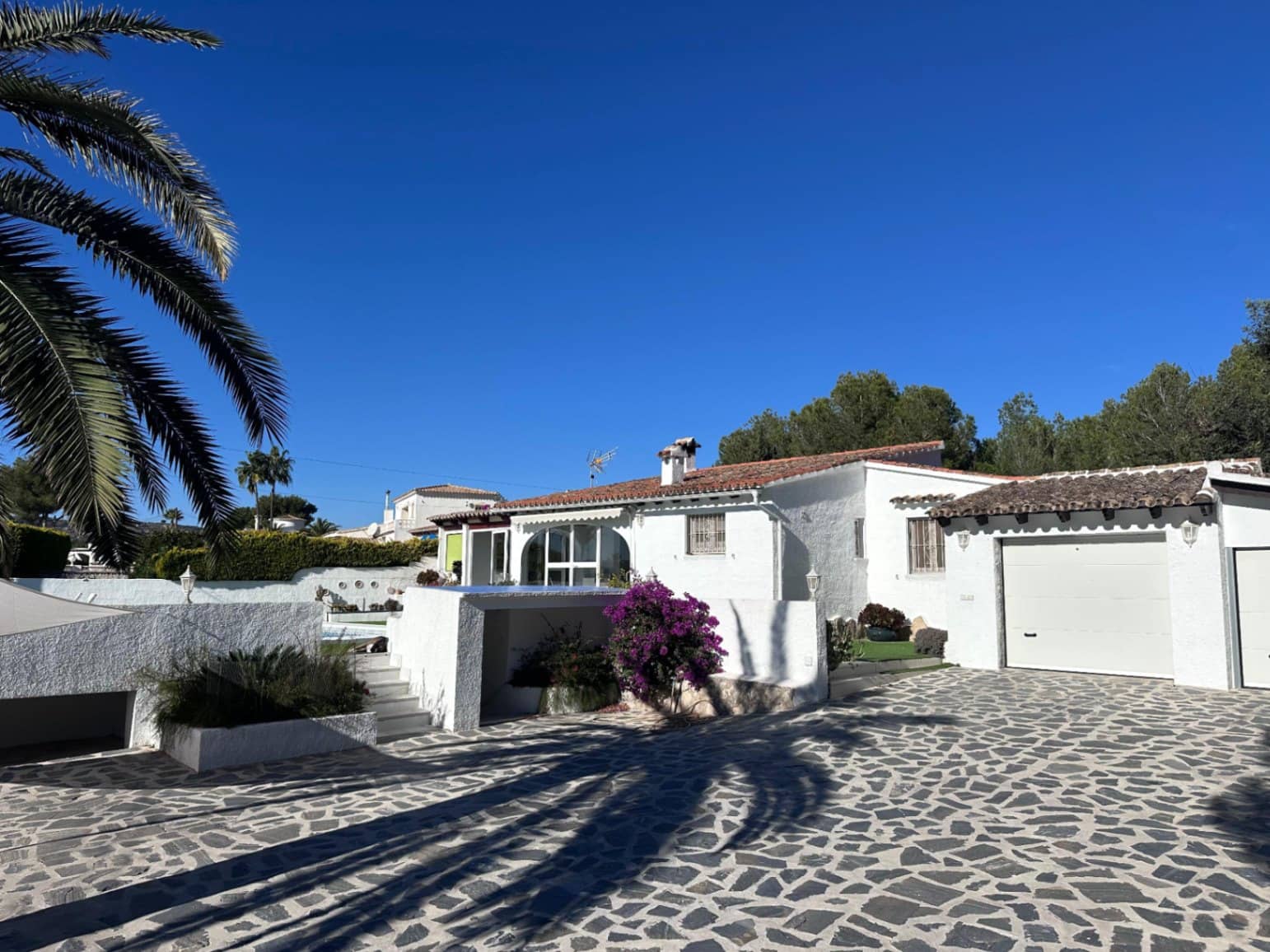 3 soveværelse Villa til salg i Moraira med swimmingpool garage - € 850.000 (Ref: 9861086)
