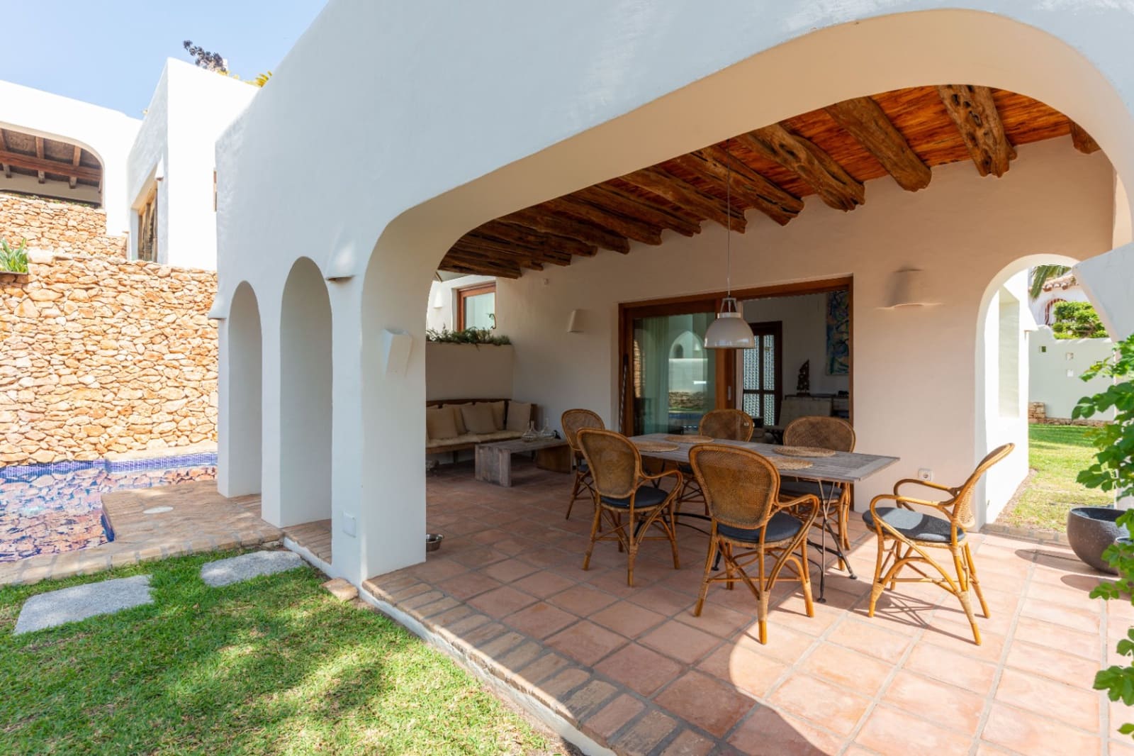3 soveværelse Villa til salg i Moraira med swimmingpool - € 1.995.000 (Ref: 9861087)