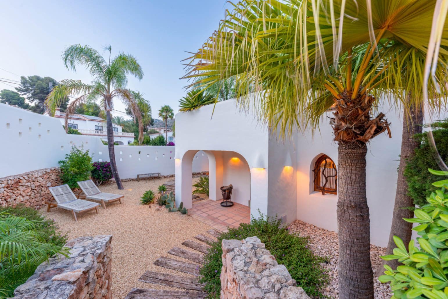 3 soveværelse Villa til salg i Moraira med swimmingpool - € 1.995.000 (Ref: 9861087)