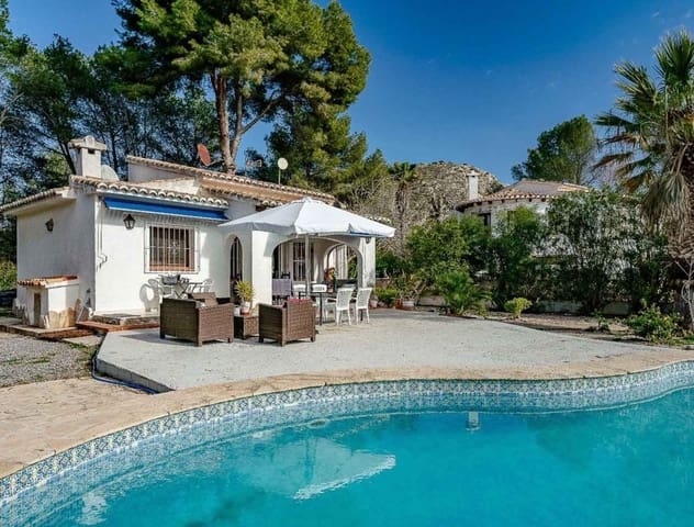2 soverom Villa til salgs i Moraira, Teulada-Moraira - € 550 000 (Ref: 9861088)