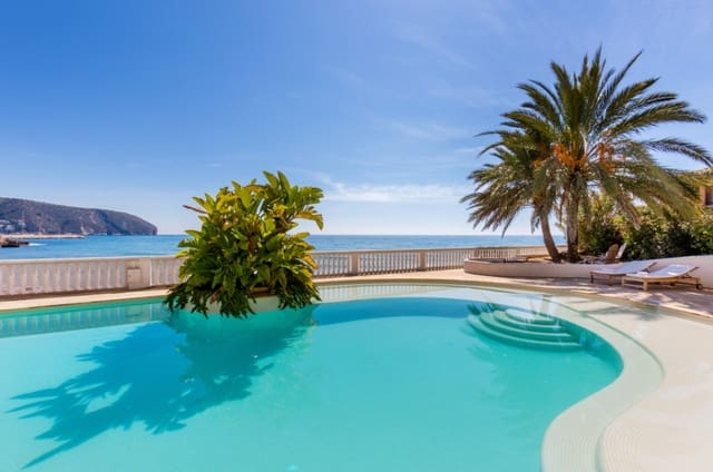 5 Zimmer Villa zu verkaufen in Moraira, Teulada-Moraira - 5.850.000 € (Ref: 9861092)